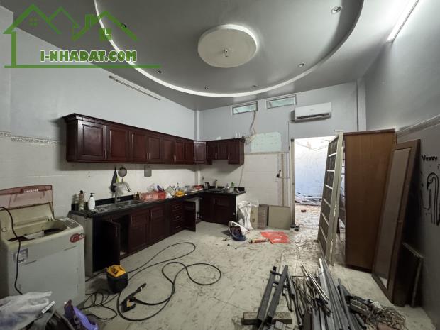 Bán nhà hẻm xe hơi thông Lã Xuân Oai Tăng Nhơn Phú A, 90m2, 3 tầng, ngang 4.5, 9 tỷ 3 - 1