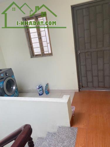 Chính chủ bán nhà đẹp phố Lạc Long Quân – Tiện ích xung quanh không thiếu gì – Giá chỉ nhỉ - 1