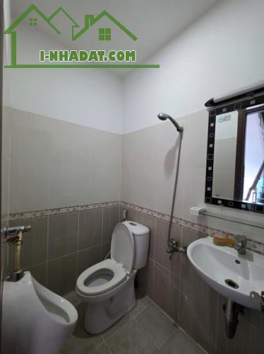 Bán nhà 55m2, 5PN, 5WC, 5.9 tỷ, Nguyễn Trung Nguyệt, Q.2 - 4