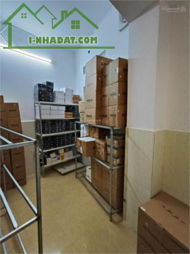 🏡 Bán nhà 3/2, Q.10, nở hậu gần MT, 8.x tỷ!