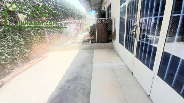 BÁN NHÀ 1 TRỆT 1 LỮNG 70M2 ĐƯỜNG XE HƠI LÊ VĂN VIỆT THỦ ĐỨC 2.99 TỶ - 4