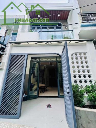 Gấp bán, giảm hẳn 500tr! Chỉ 3.xx tỷ Nhà mới đẹp, ở ngay Bùi Quang Là, Gò Vấp - 50m2