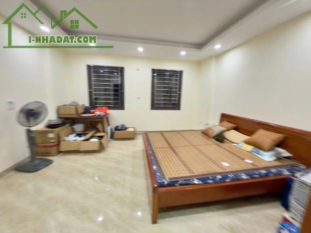Bán nhà phố Chiến Thắng HĐ, 35mx 5Tx 4.7m, mặt tiền rộng ngõ thoáng, gần ô tô giá 5.5 tỷ. - 2