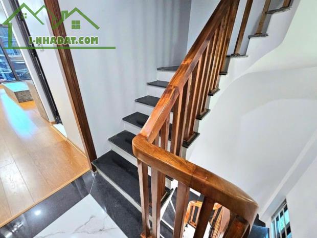 Nhà đẹp Xuân Đỉnh- Nhà 35m2 5 Tầng - Nhà mới - Lô Góc - Ô tô Đỗ Cửa - ngõ thông - 4