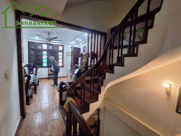 PHÁO ĐÀI LÁNG - PHÂN LÔ VỈA HÈ - 2 MẶT THOÁNG MỞ CỬA - KINH DOANH ĐỈNH - 50M² NHỎ 24 TỈ - 4