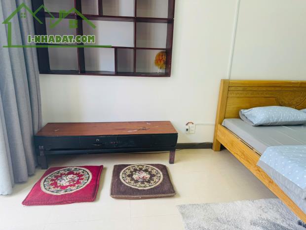 Cho Thuê Nhà đẹp Nguyên Căn đường Bắc Sơn cách biển 30m.  làm vp spa... giá chỉ 12 triệu - 3