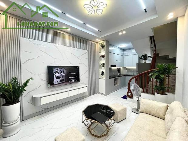 LÀM GÌ CÓ CĂN THỨ 2 -NGUYỄN LƯƠNG BẰNG-ĐỐNG ĐA-30M-5 TẦNG-NHÀ MỚI-FULL NỘI THẤT