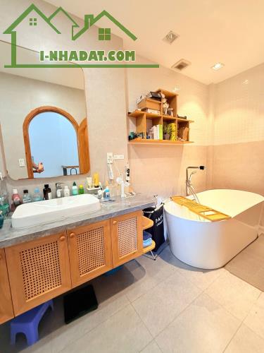 HÀNG HIẾM DÀNH CHO KHÁCH VIP - QUẬN 10 - ĐƯỜNG 3 THÁNG 2 - NHÀ 5 TẤM - DT:56M2 - NHỈNH 15 - 2
