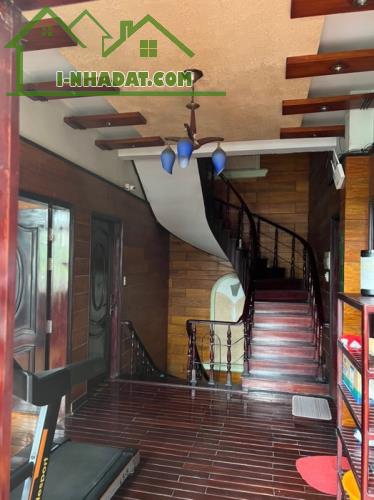 Biệt thự sân vườn – nội thất gỗ cao cấp – đường 18m – 23 tỷ - 3