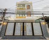 NHÀ TRỆT 2 LẦU SAU LƯNG KDC ĐẠI NGÂN - CÓ SÂN ĐẬU Ô TÔ