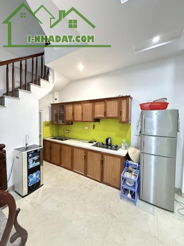Bán nhà Triều Khúc 30m² x 5 tầng, lô góc 2 thoáng, cách ô tô 10m, giá 6 tỷ - 2