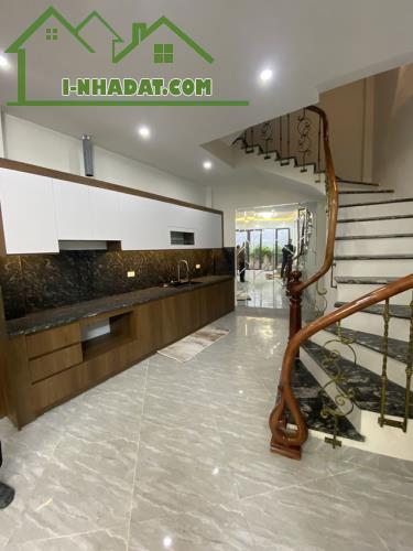 BÁN NHÀ TAM TRINH HAI BÀ TRƯNG, 70M2 5 TẦNG CHỈ HƠN 7 TỶ - 3