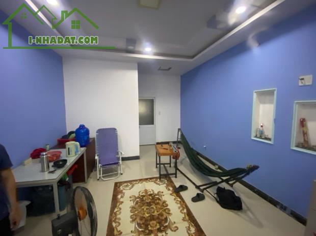 Biệt thự Trường Lưu Long Trường quận 9 18.5tỷ/445m2.