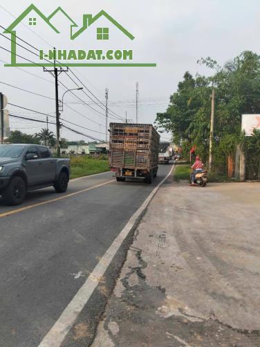 Nhà kho mặt tiền Nguyễn Thị Rành, xã Trung Lập Hạ tổng dt 2221m2 giá 19 tỷ - 1