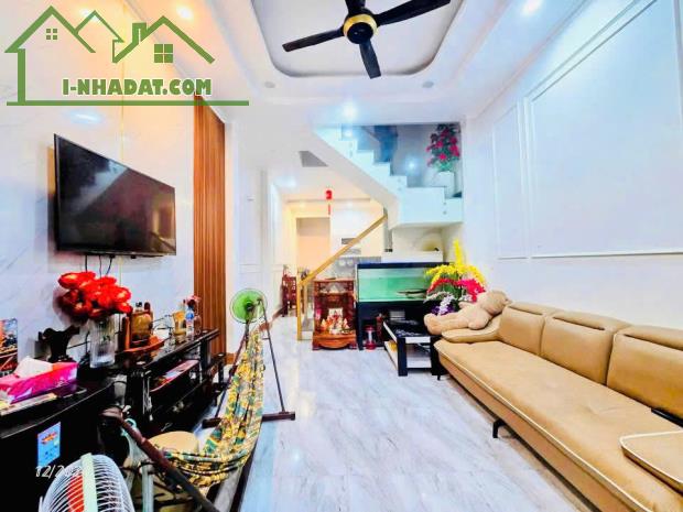 Bán nhà đẹp 3 tầng 200m2 MT Kinh Doanh An Bình TP Biên Hòa Đồng Nai có 4,2 tỷ
