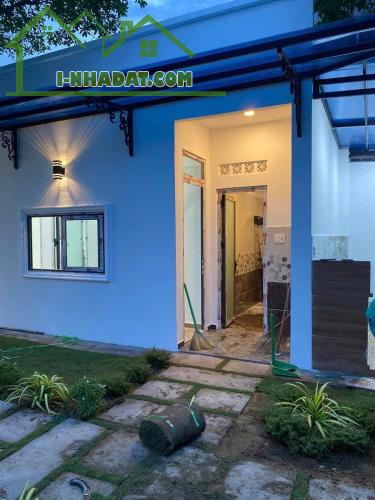 Siêu thơm ! nhà HXH Dương Công Khi  ,Tân Hiệp ,Hóc Môn , DT 240 m2 . Giá chỉ  3.8 tỷ  (TL) - 3