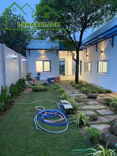 Siêu thơm ! nhà HXH Dương Công Khi  ,Tân Hiệp ,Hóc Môn , DT 240 m2 . Giá chỉ  3.8 tỷ  (TL) - 4