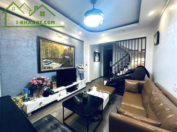 PHÂN LÔ Hồ Tùng Mậu nhà đẹp 40m2*5T kinh doanh, ngõ ô tô tránh, 2 mặt ngõ, full nt 11.5 tỷ - 2