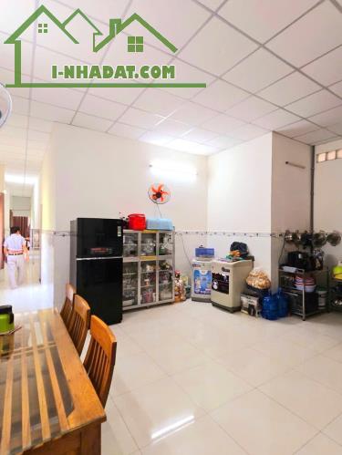 Kinh Khủng Khiếp, Bán Nhà Dt 201m2, ngang 6, Mặt Tiền, Quận 9, Giá chỉ 2.96ty - 4
