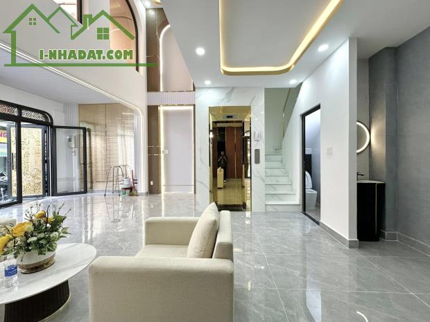 BÁN NHÀ PHÚ ĐÔ 35M2X6 TẦNG,THANG MÁY,15M RA  Ô TÔ TRÁNH,7 CHỖ LÙI VÀO NHÀ,8 TỶ