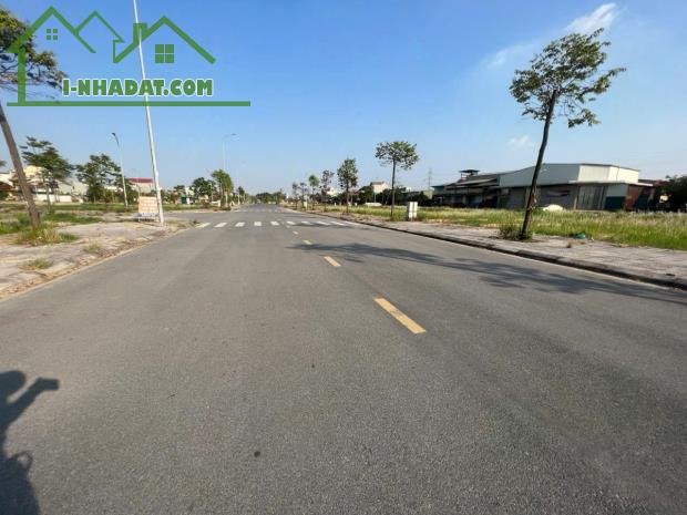 Phù Khê, 4,5 tỷ, 90m2, đẹp, nhiều tiện ích

Khu đô thị mới Phù Khê, đang chờ đón chủ nhân - 2
