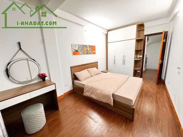 Bán nhà Xuân La hàng xóm Hồ Tây 35m 6 tầng, ô tô, full nội thất, mang vali về ở luôn, 9.tỷ - 3