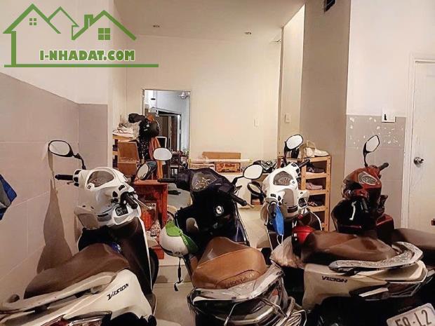 HXH 8 CHDV Trần Hưng Đạo P.Cầu Kho Q1 4 tầng 74m2 giá 15 tỷ - 1