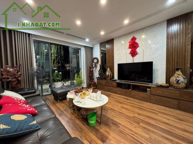 Nhà 2 mặt ngõ ô tô tránh, đẹp nhất phố Kim Đồng, HM, DT 60m2 x8T Thang máy, view hồ, KD - 1