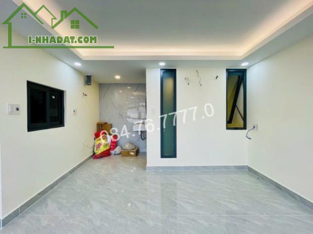 BÁN NHÀ 4 TẦNG 5 PN, 5 WC - GÒ VẤP - 40M2, 5.2x8m - 5.8 TỶ - SỔ HỒNG CHÍNH CHỦ - 2