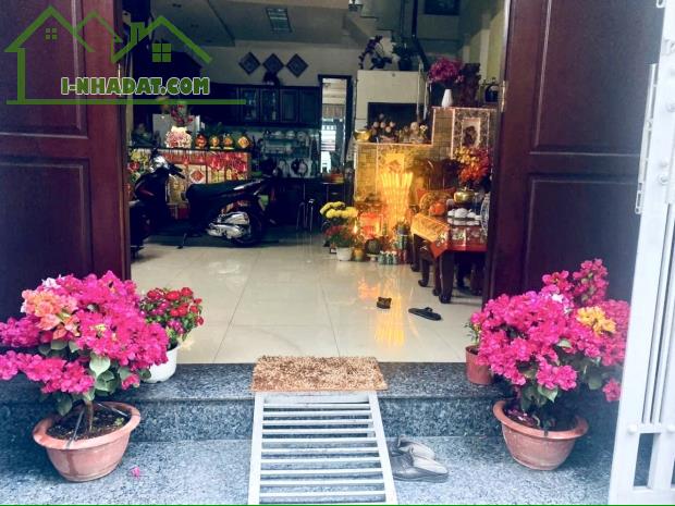 BÁN NHÀ TÔN ĐẢN BỀ NGANG LỚN - XE HƠI ĐỔ CỬA- TƯƠNG LAI CÓ 2 MẶT TIỀN - ĐI CÔNG VIÊN - 1