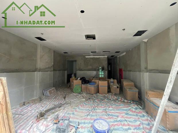 HƠN 5TỶ, NHÀ PHỐ VĂN HỘI GẦN HỌC VIỆN TÀI CHÍNH DT 32m x 5T - 2
