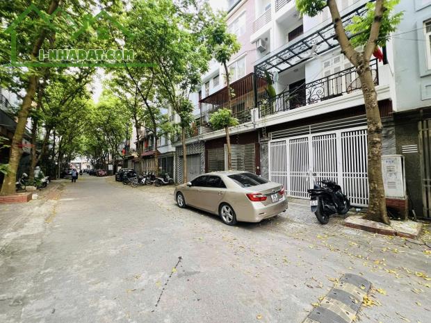 BÁN MẢNH ĐẤT VÀNG KĐT XA LA, HÀ ĐÔNG - 276M - MT 11M - XÂY TÒA VP, KS ĐẲNG CẤP - CHỈ 36.8