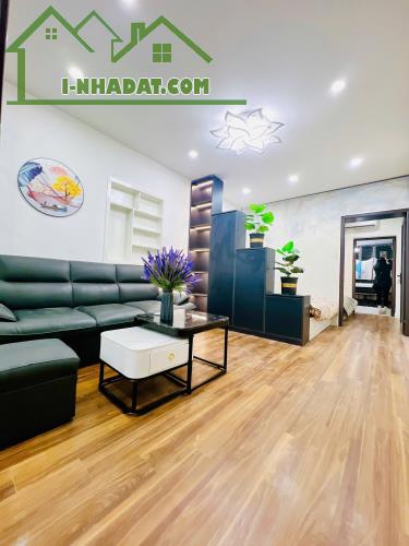 🏡 BÁN NHÀ TẬP THỂ B1 VĂN CHƯƠNG – TẦNG 2 – 50M² SỬ DỤNG – GIÁ CHỈ 2.66 TỶ - 3