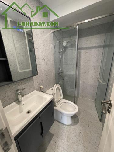 Bán nhà ngõ 639 Hoàng Hoa Thám, diện tích 32m x 6 tầng, mặt tiền 3.8m, giá 7,69 tỷ( - 4