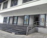 Bán căn hộ phố Trần Hữu Dực, 43m2, tầng 4, nhỉnh 2,6 tỷ, an ninh tốt, nhà đẹp.