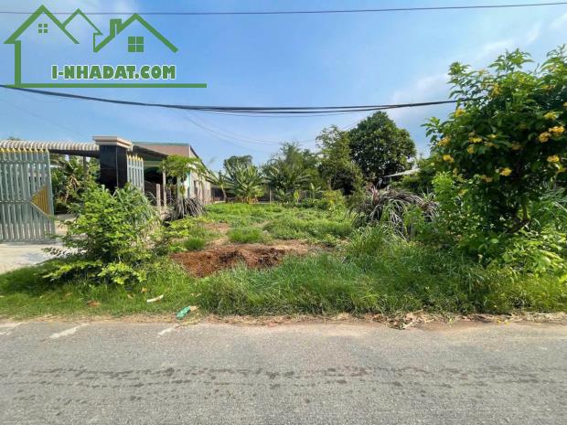 GIÁ NGỘP CẦN BÁN GẤP LÔ ĐẤT THỔ CƯ MT ĐƯỜNG NHỰA SHR CHỈ 500 TRIỆU