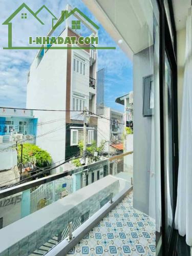 Chính chủ, bán gấp, nhà riêng tại Nguyễn Xí, 80m2 Giá 3tỷ188, 4PN, 5WC, chân cầuBình Triệu