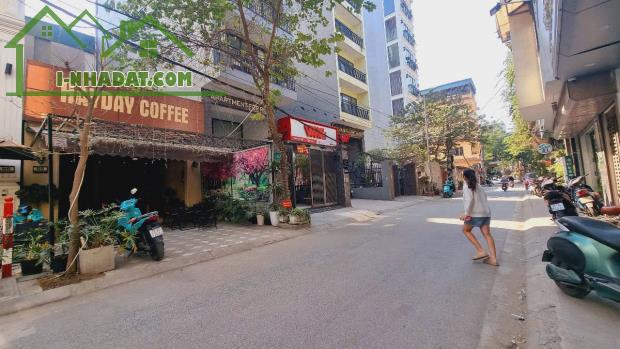 Bán đất đẹp phố Đội Cấn, Ba Đình 50m2, vỉa hè ô tô kinh doanh 16.9 tỷ Quy hoạch ổn định