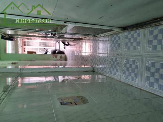BÁN NHÀ HẺM 256 PHẠM VĂN CHÍ QUẬN 6 - 42M2