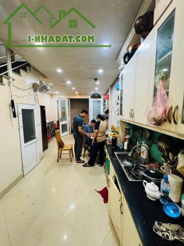 Bán Nhà Phố Trung Liệt trung tâm Đống Đa DT 33m2 x 5 tầng MT 4.1m Giá 8.99 Tỷ - 3
