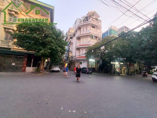 PHÂN LÔ ÔTÔ TRÁNH CHẠY VÒNG QUANH-VỈA HÈ 3M-KINH DOANH-44M 11xTỶ-LÃNG YÊN 2 BÀ - 1
