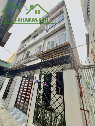 KHÔNG ĐÂU RẺ HƠM. NHÀ 3Tx35m2 GIÁP ĐẠI HỌC TD-TT, Ô TÔ ĐỖ CỬA. GIÁ 2.65TỶ