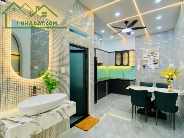 NHÀ BÁN, 4 TẦNG, HẺM THOÁN, ĐƯỜNG SỐ 9, 40m2, GÒ VẤP, NHỈNH 5 TỶ - 4