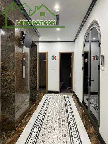 BÁN KHẢN CẤP TÒA NHÀ VCHO THUÊ DÒNG TIỀN ÔN ĐỊNH - CẦU GIẤY - 200 M2-9 T - 150 TỶ - 4