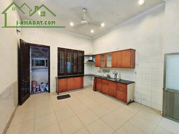 NGUYỄN CHÍ THANH - PHÂN LÔ - Ô TÔ TẢI TRÁNH - CỰC HIẾM NHÀ BÁN - 45M² NHỈNH 15 TỈ - 2