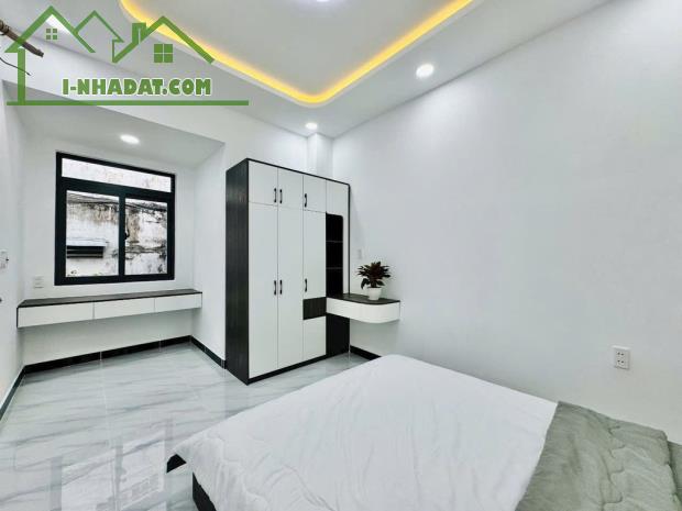SIÊU PHẨM - 3 PN - GẦN ĐẠI HỌC CÔNG NGHIỆP , DT 58 M2, 4,5 x12 M . LÝ THƯỜNG KIỆT, P4 ,GV - 3