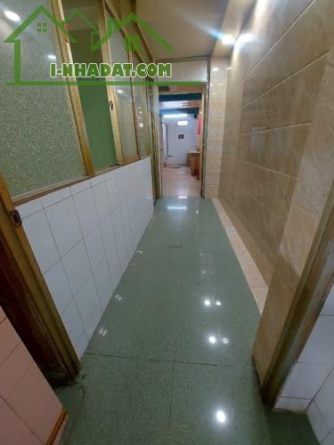 BÁN NHÀ HẺM NGUYỄN TRÃI QUẬN 5 - 62M2 - 2
