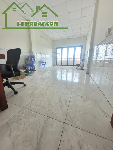 Bán nhà Tạ Quang Bửu, 35tr/ tháng, Phân lô, 250m2, chỉ 11 tỷ 2 - 1
