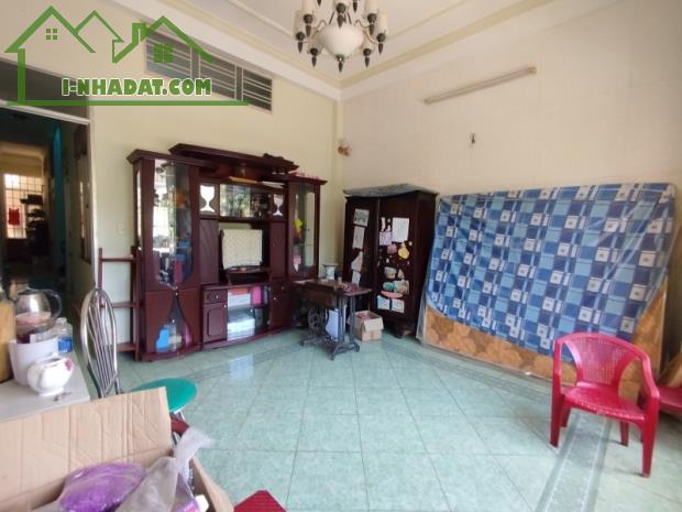 # Mặt Tiền Lý Thường Kiệt, đường 10.5m Thạch Thang, 89m2, 2 mặt thoáng, 3 tầng kiên cố,