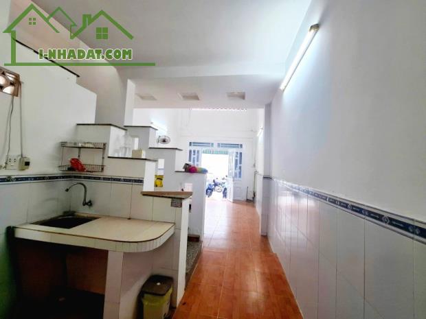 Bán Nhà Giáp Quận 6, Hẻm oto 7m, 70m2, 2 tầng, không qui hoạch, không lộ giới 5 tỷ 399 tl - 1